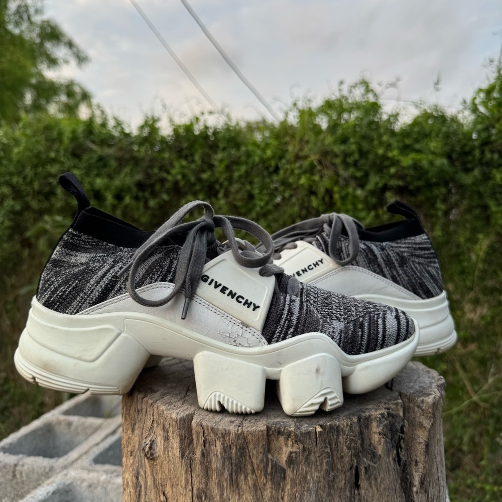 Givenchy Women Sneakers Sz 8.5